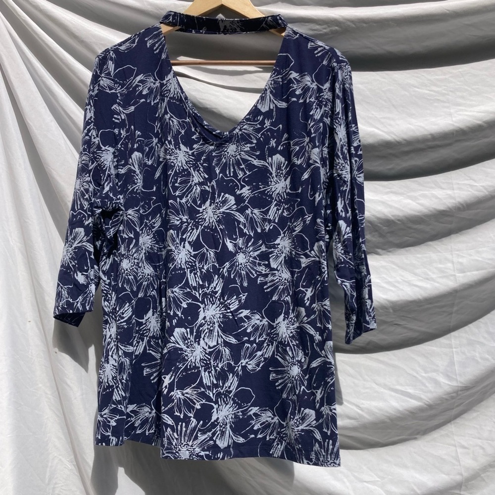 Love Denim Blue Floral Shirt V-Neck 3/4 Sleeves, Size 1X